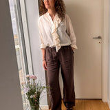Ida Bomuldsbluse – Beige med Flæsedetalje