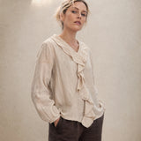 Elina Hørbluse – Beige med Flaeser